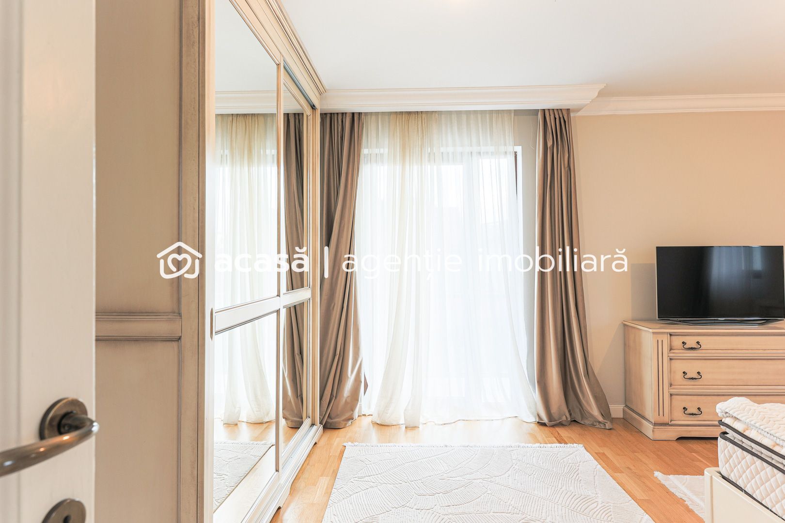 Casă premium în Subcetate, construcție nouă finisaje de lux Comision 0 - Poză 13