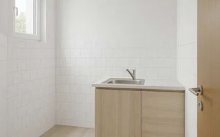 Garsoniera de vanzare - 34mp - etaj 7 - bloc mixt 1978 in zona Dristor - Poză 3