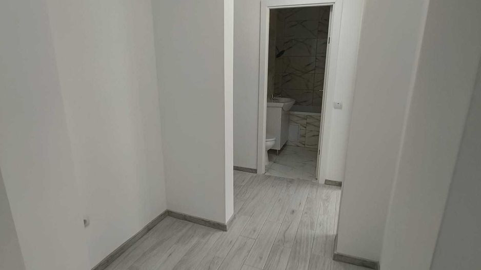 Apartament 2 camere de vanzare  Lujerului - Poză 2