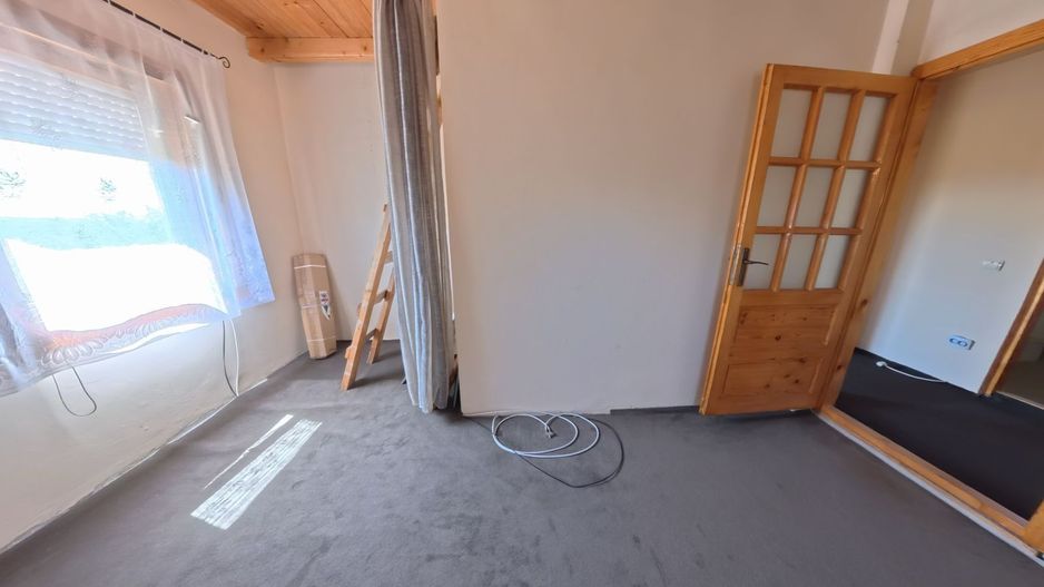 Casă cu 3 dormitoare și teren de 4.836 mp, Viile Satu Mare - Poză 3