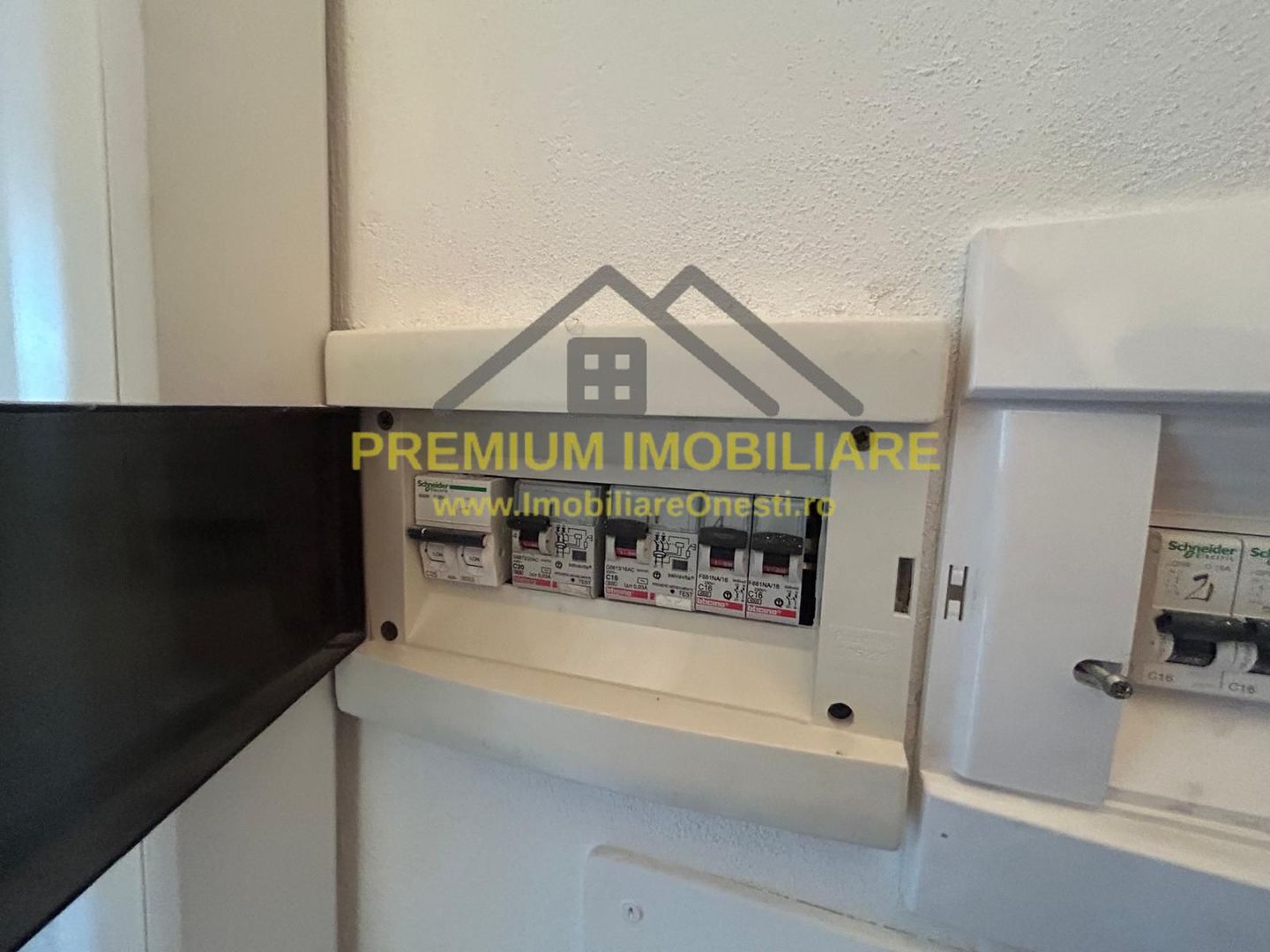 Apartament 3 camere de vanzare - Poză 21