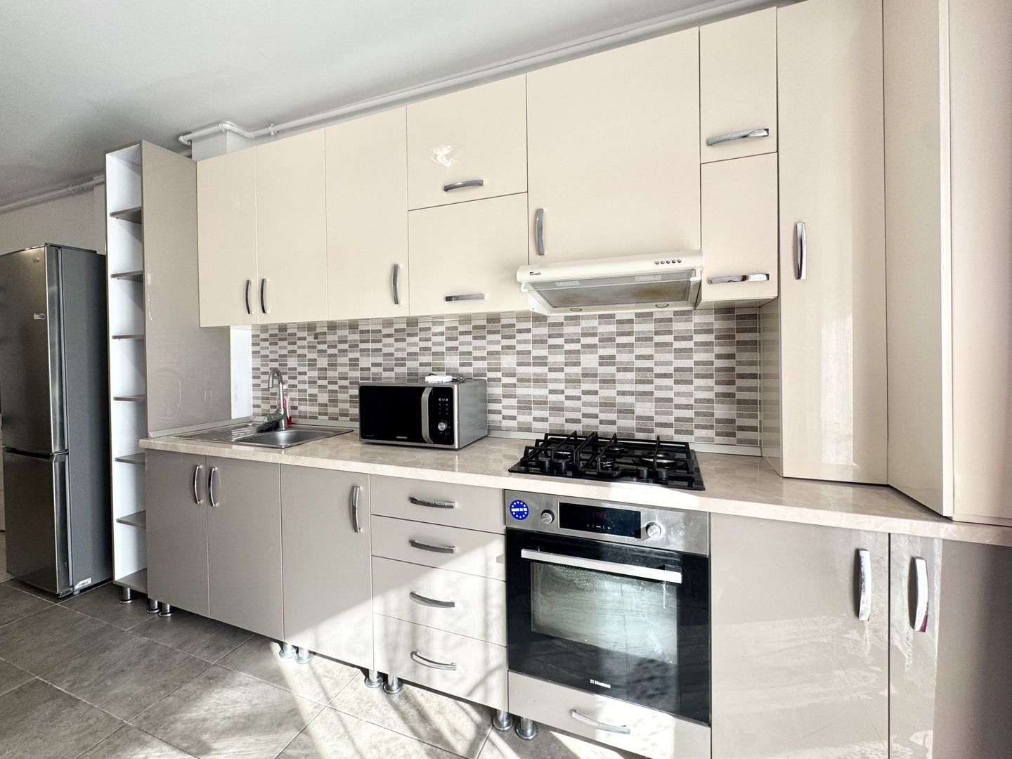 Apartament 2 camere elegant, aproape de centru, complex modern - Poză 13