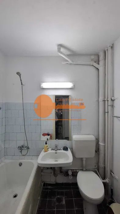 2 Camere la 10 minute de Metrou Apărătorii Patriei - Poză 2