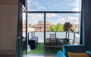 ?** Apartament superb pe doua niveluri Ultrafinisat Semicentral ** - Poză 16