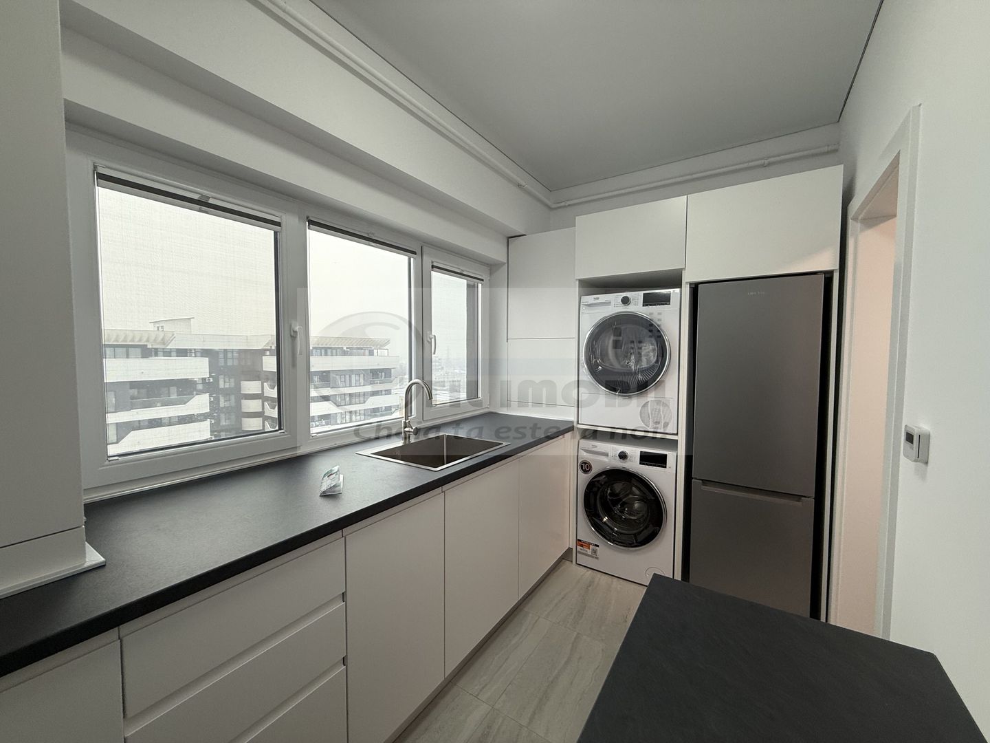 2 CAM TATARASI SOLUMNIA PRIMA INCHIRIERE PARCARE SUBTERANA - Poză 3