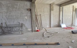 Spațiu de birouri de vânzare | Zona Șelimbăr - Poză 2