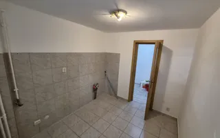 Spatiu birou | PARTER | 3 camere | 2 bai | Calea Calarasilor - Poză 14