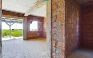 Duplex în Moșnița Nouă, în spate la Castel - Poză 15