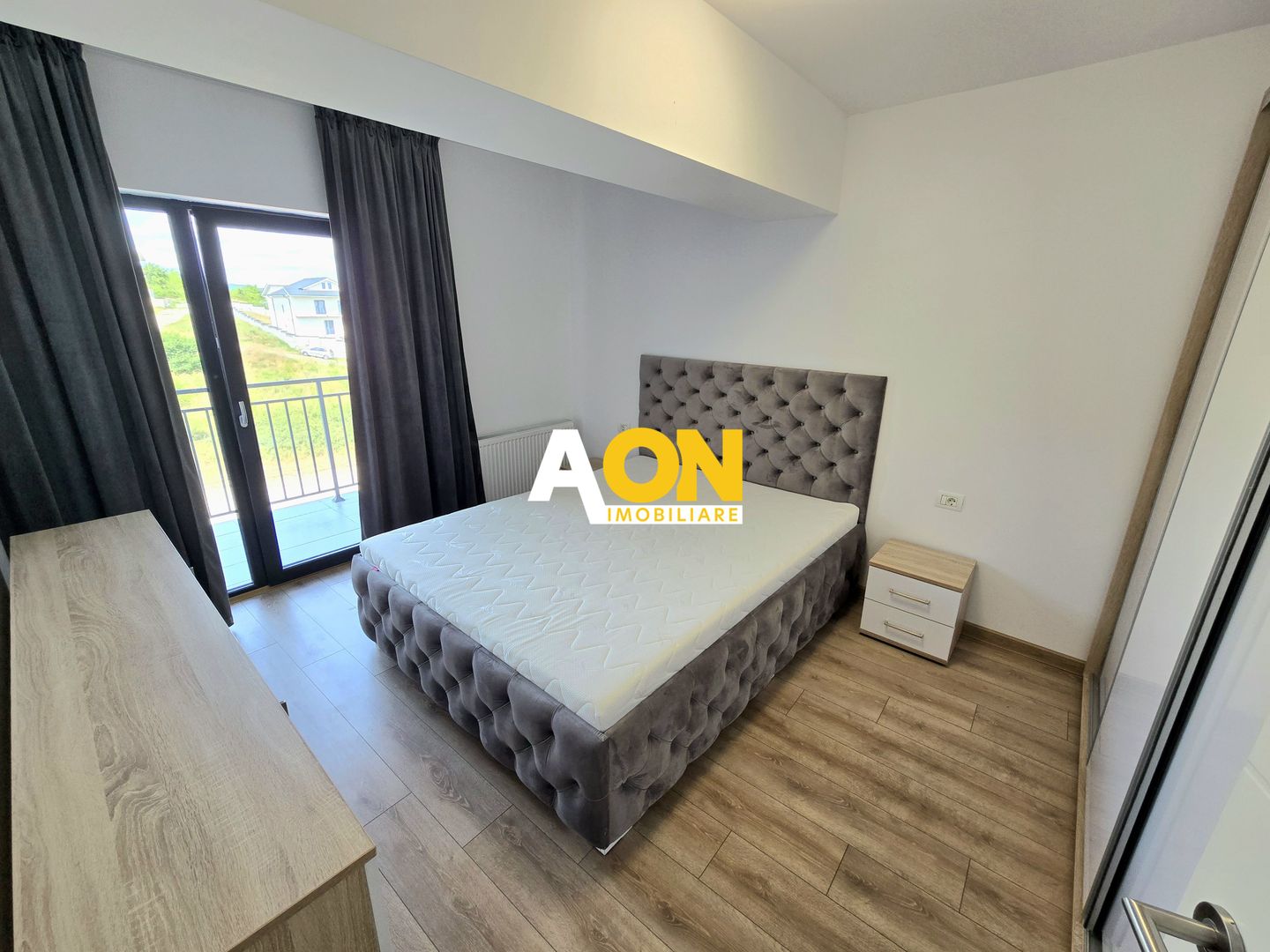 Apartament cu 2 Camere, Bloc Nou, Etaj Intermediar, Zona Schit - Poză 4