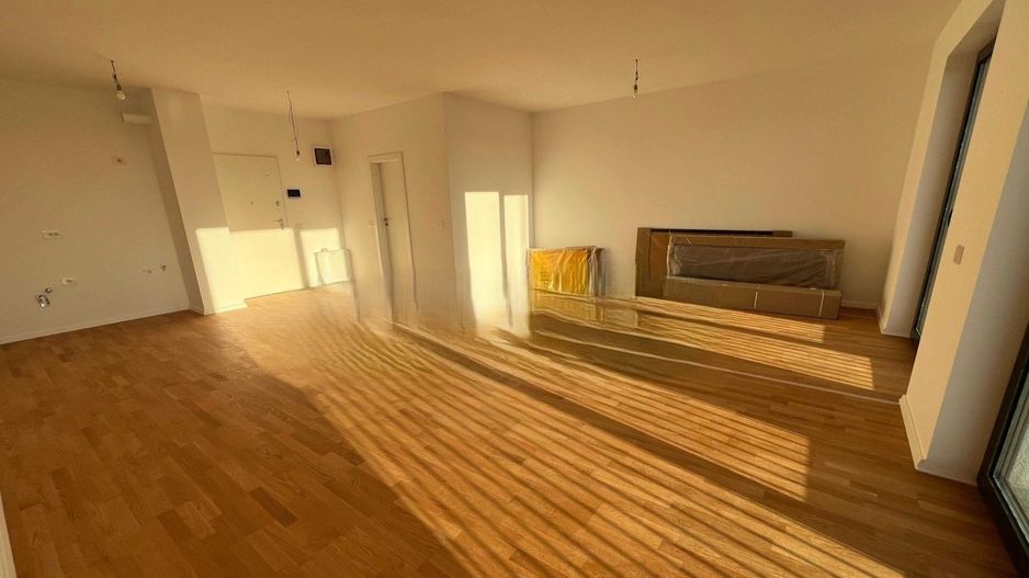 Apartament 2 camere zona centrala bloc nou - Poză 1