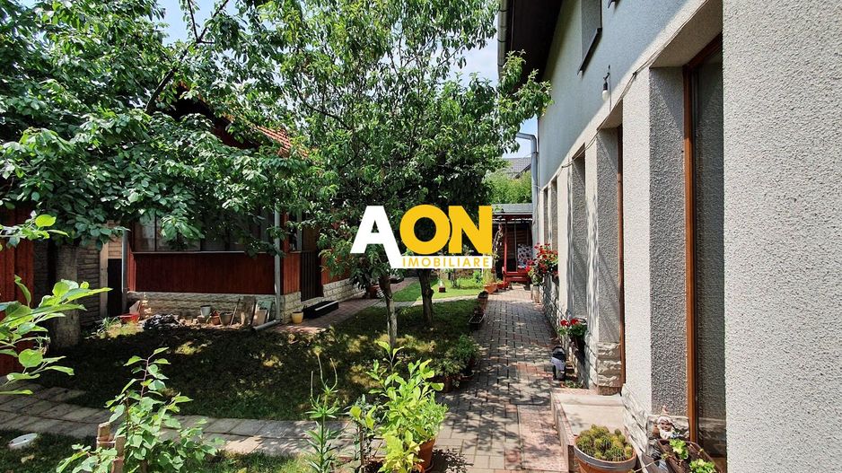 Casa5 camere + garaj si anexa, 507 mp teren,  zona Schit - Poză 2