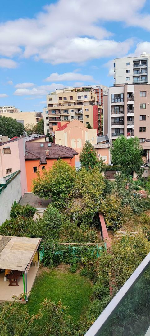 Închiriez garsonieră modernă, Decebal, bloc nou, centrală proprie - Poză 7