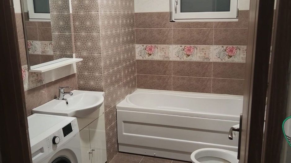 P 4045 - Casă singur în curte cu 4 camere în Sâncraiu de Mureș - Poză 11