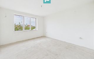 Vilă cu 8 camere în Săcălaz, zonă Centrală - Poză 12