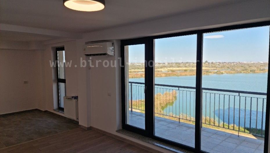 Apartament Spațios cu Vedere Frontală la Lacul Siutghiol și Mamaia - Poză 1