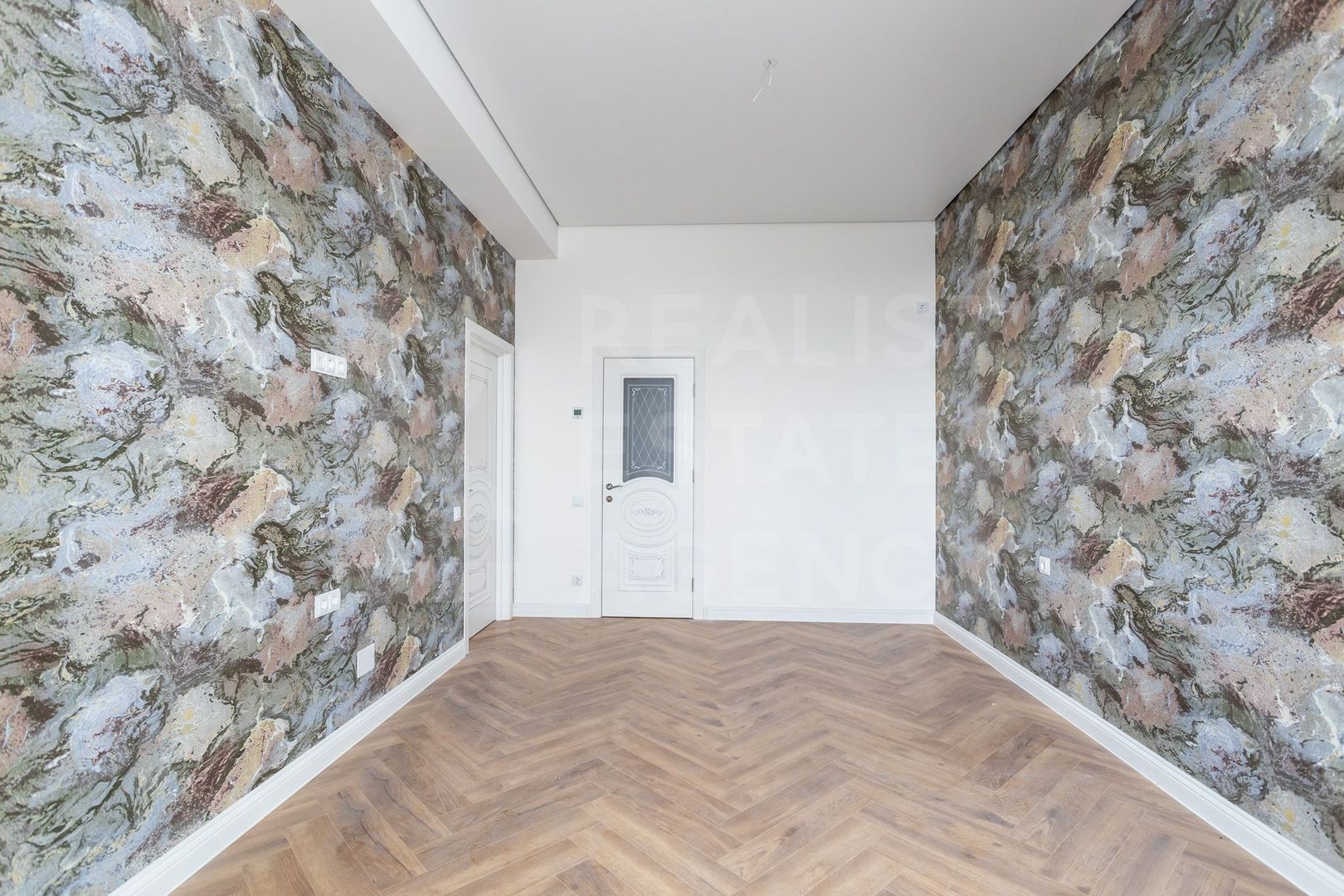 Vânzare, apartament cu 2 camere în Complexul Oasis - Poză 7