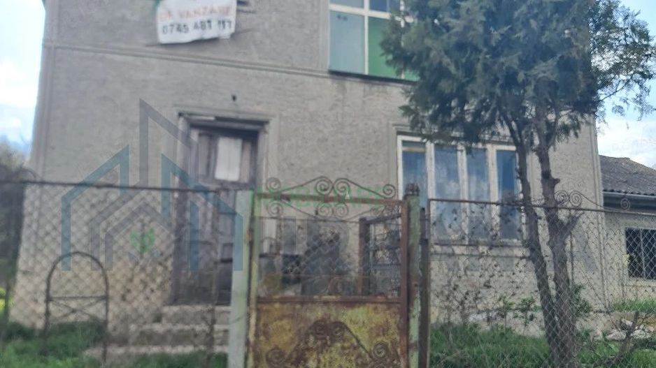 Casă de vânzare în comuna Probota, județul Iași - Poză 4