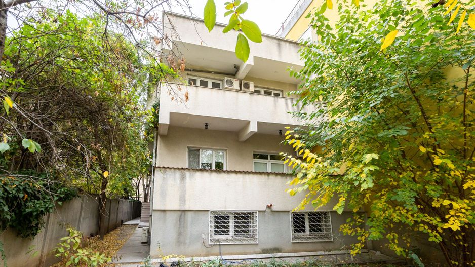 OPORTUNITATE CLADIRE D+P+2 LASCAR CATARGIU | VICTORIEI - Poză 1