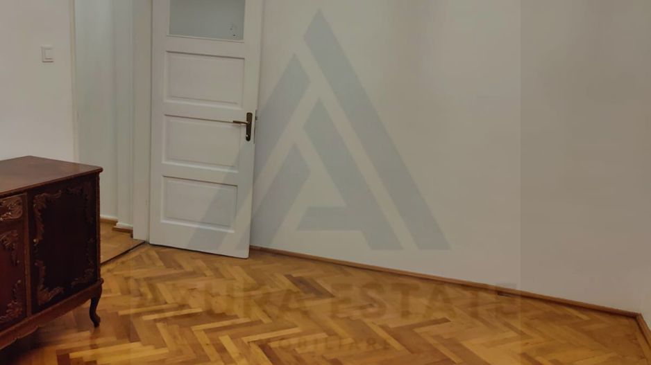 Apartament 3 camere bucatarie inchisa etajul 1 pe Calea Dumbravii - Poză 1