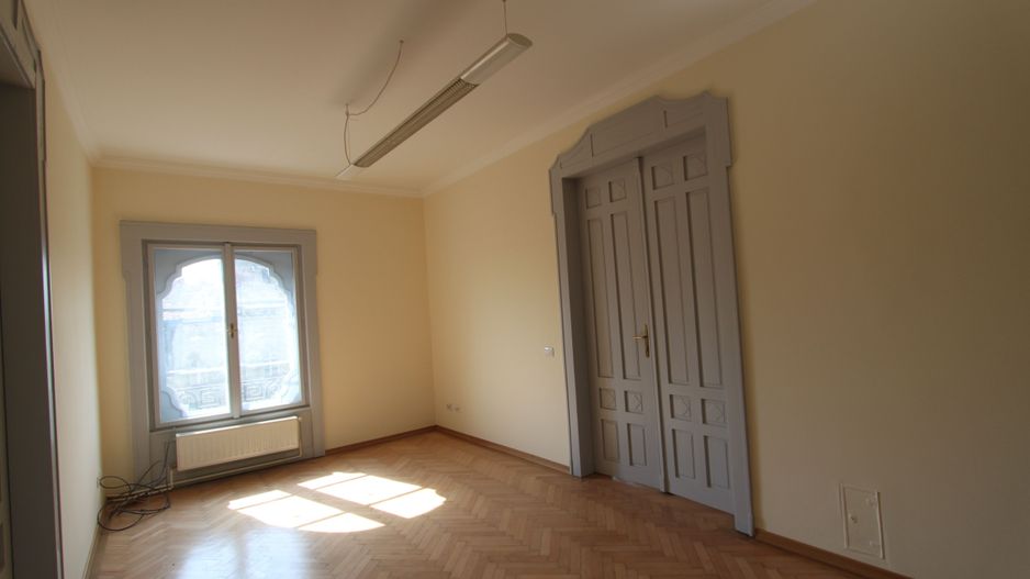 Birou ultracentral : 180 mp - Poză 22