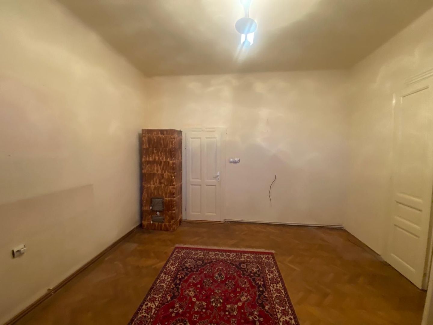 Casă de vânzare în Lugoj – Strada COMUNA DIN PARIS - Poză 6
