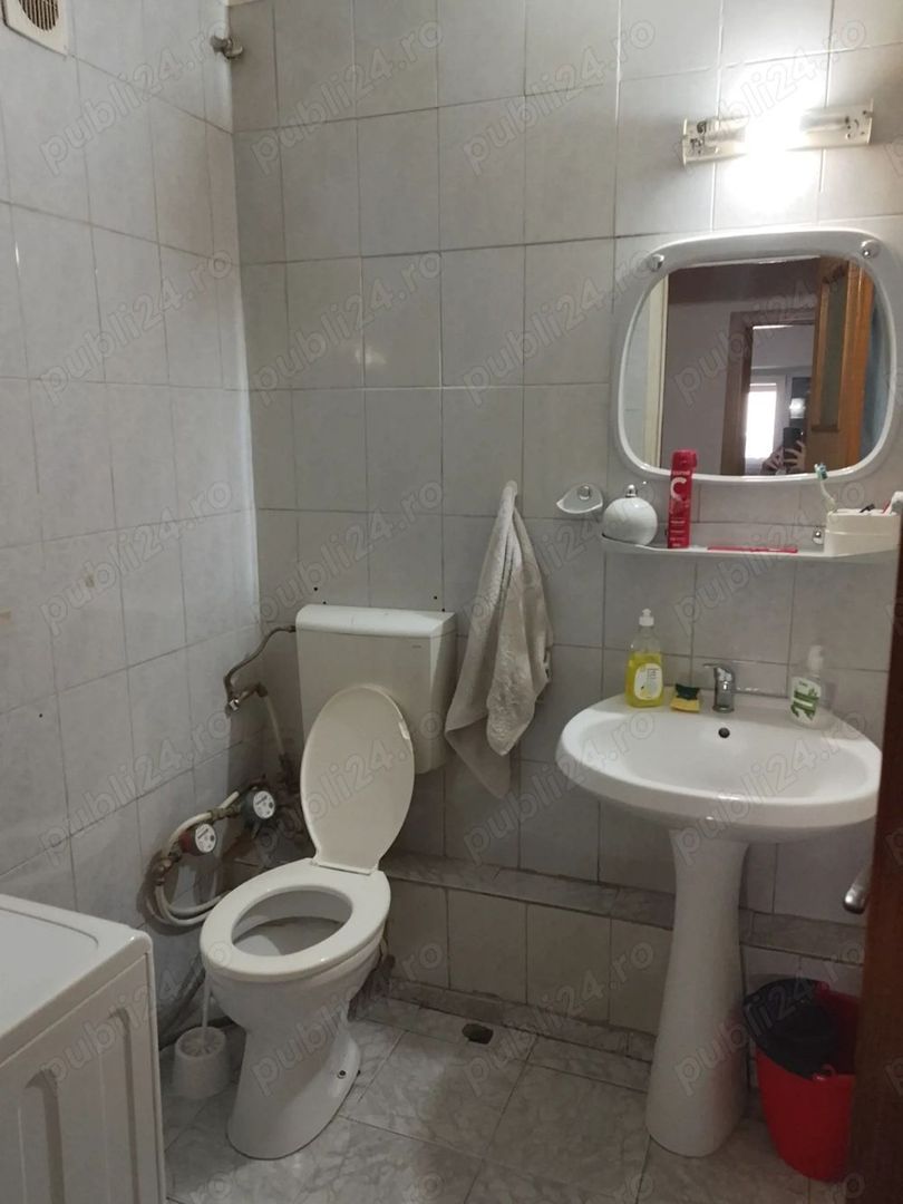 Vand apartament 2 camere zona Gorjului - Poză 5