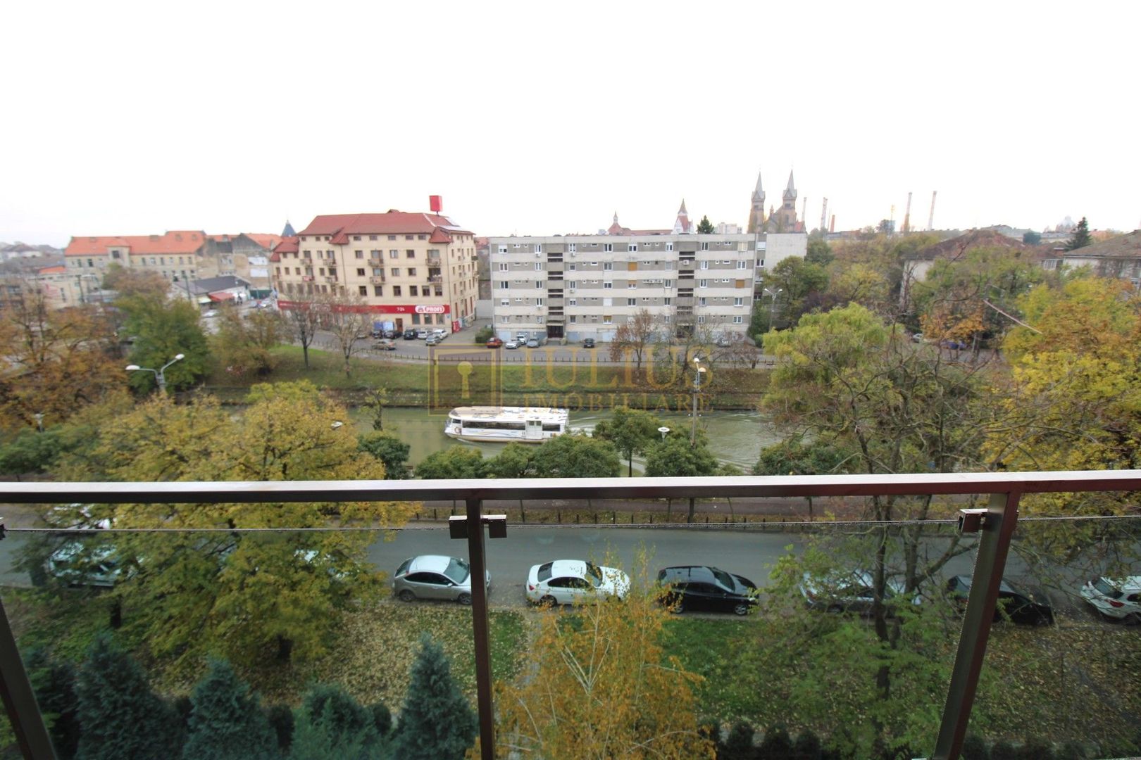 4 camere, bloc Tender langa - Isho - Take Ionescu; vedere spre raul Bega. - Poză 4