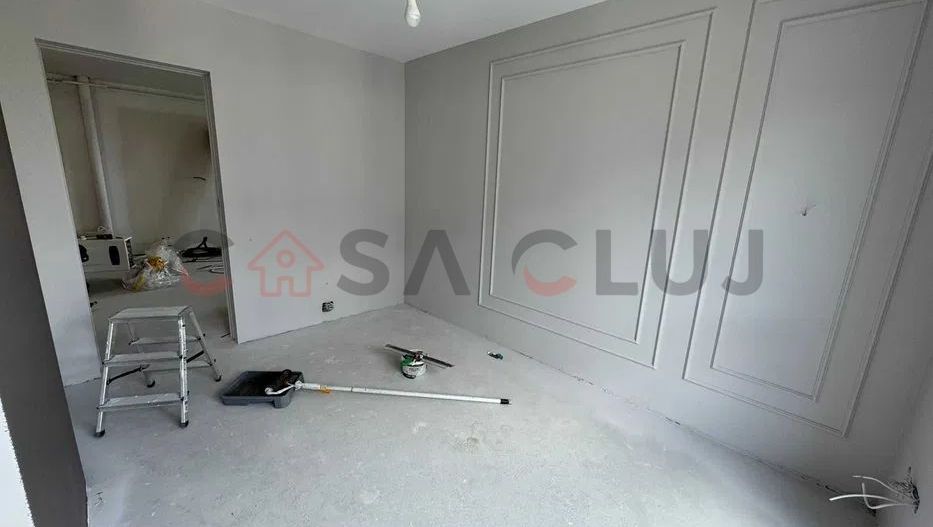 Aprtament 3 camere - view spre Baza Sportiva - Poză 6