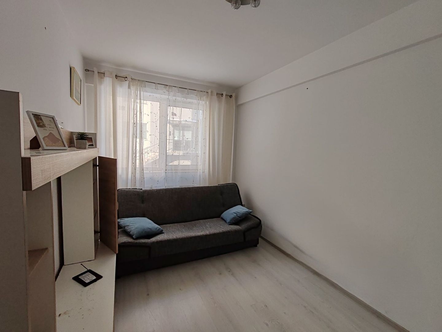Apartament 2 camere decomandat 54 mp Galata Panoramic Res. 350 euro - Poză 5