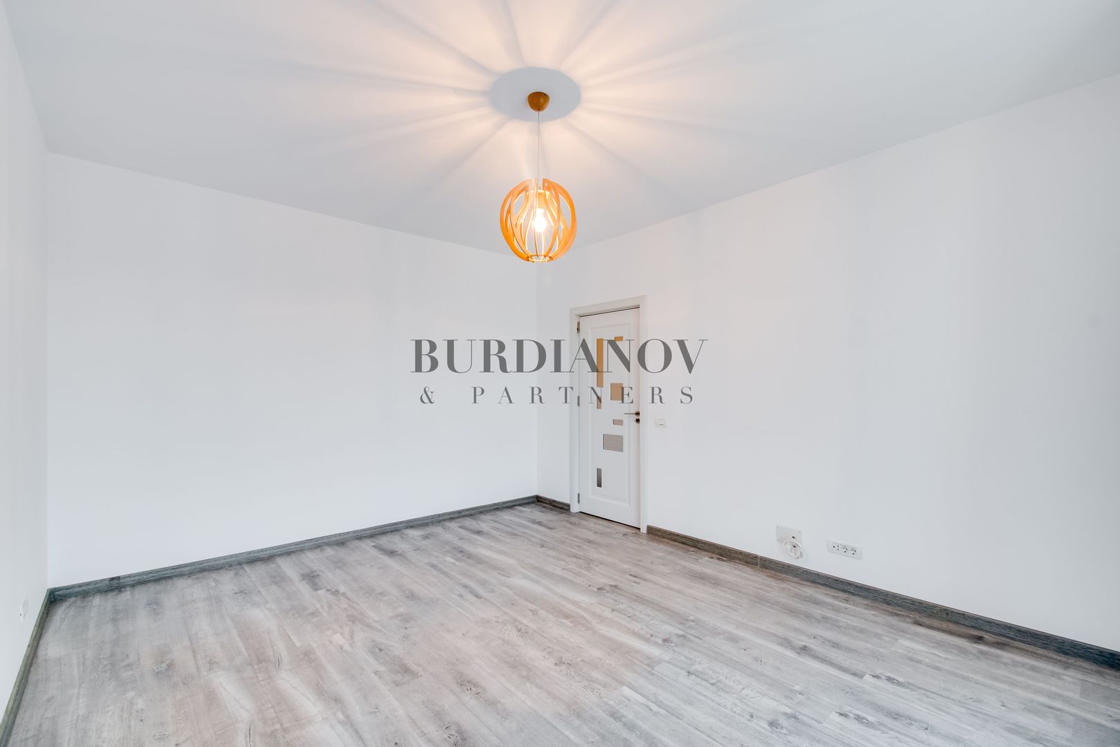 Apartament cu 2 camere de vânzare Exigent Plaza Faza 1 - Lujerului - Poză 4