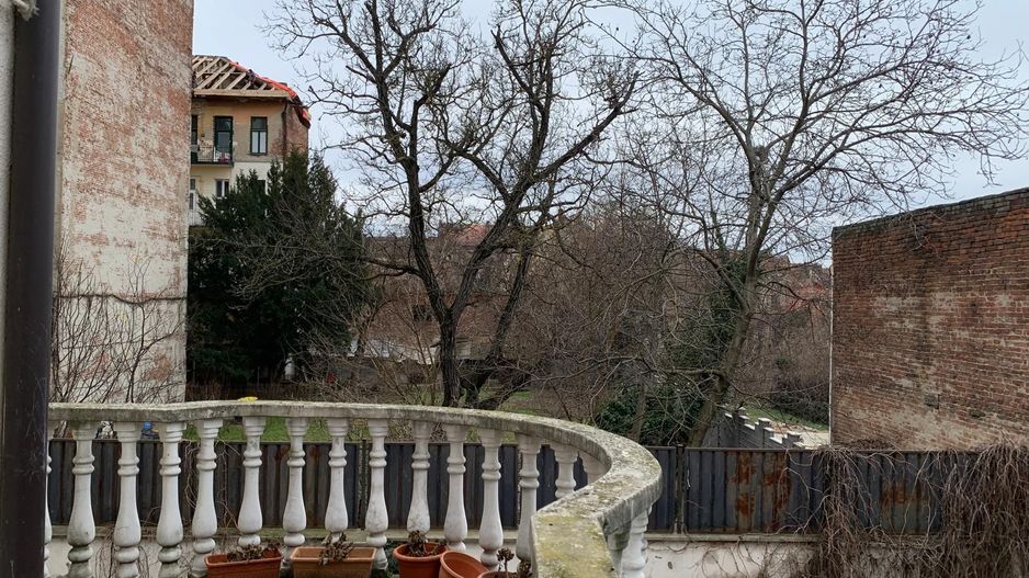 Casa versatila   P+E+M in zona  isorica Sinaia - Poză 16