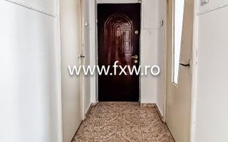 Apartament cu 3 camere, cu balcon la fiecare cameră,  zonă excelentă - Poză 7