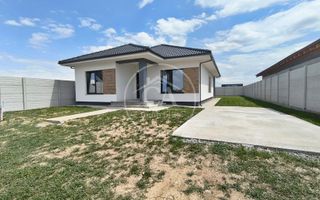 Casa de vanzare cu 4 camere in Santandrei, Bihor - Poză 2