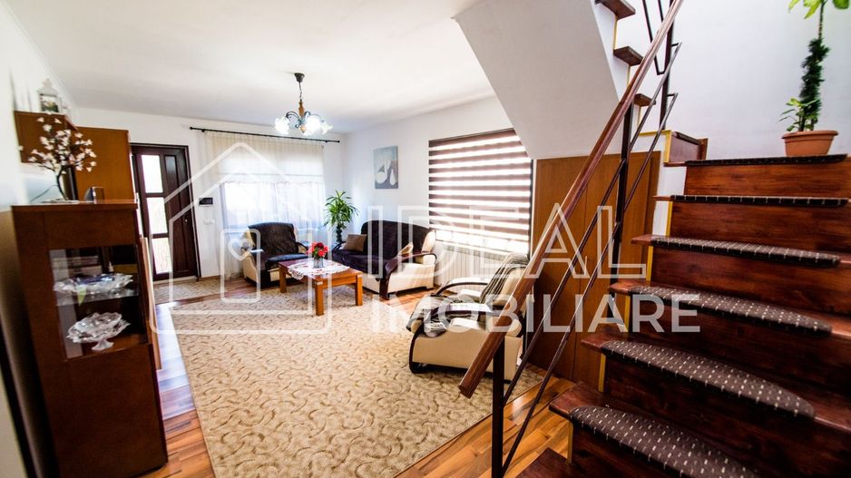 Casa Individuala cu 8 camere si 430 mp de curte, zona Calea Poplacii - Poză 12