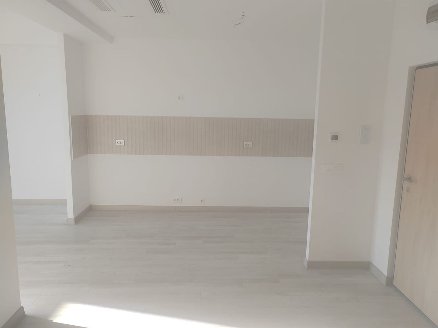 Rin Residence Imobil versatil/comercial/rezidential - Poză 1
