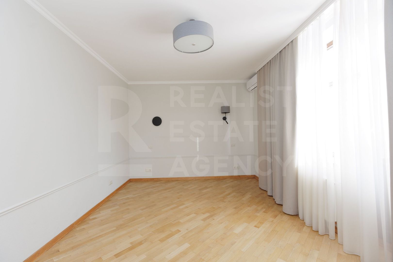 Chirie, casă, 3 nivele, strada Frumoasa, Centru - Poză 19