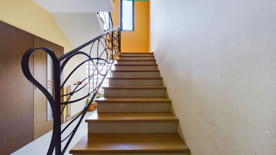 Vilă spațioasă cu 8 camere, Grădiște - Poză 24