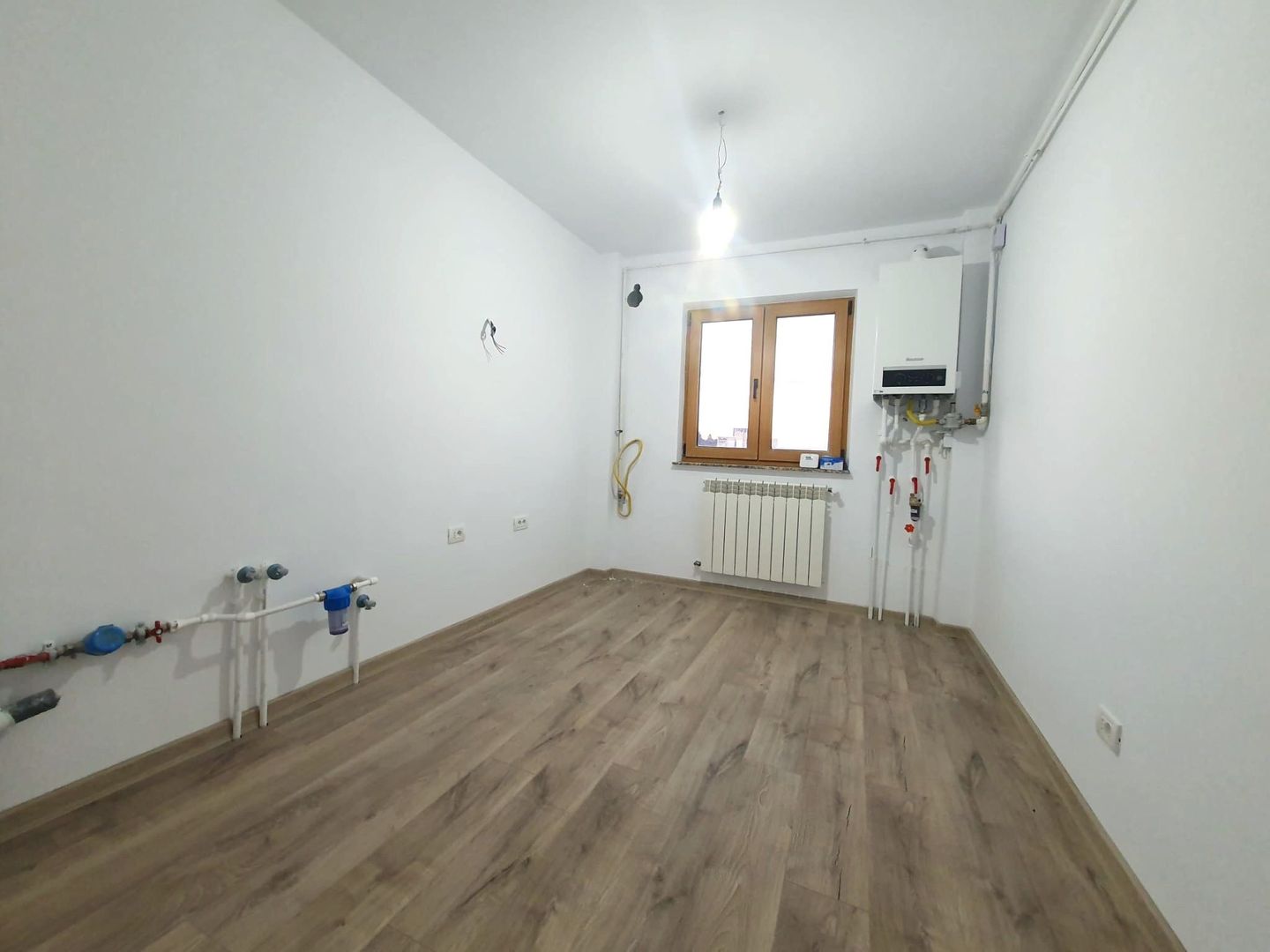 Apartament decomandat cu 3 camere, 66 mp., Calea București - Poză 6