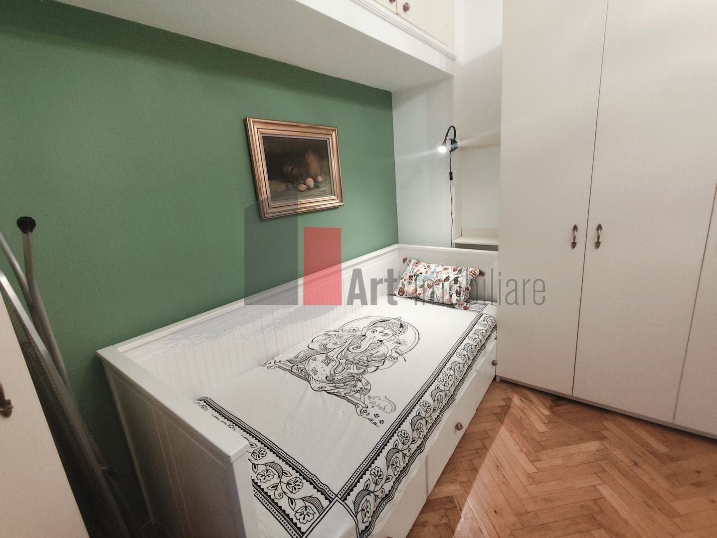 Garsoniera de inchiriat in zona Magheru (ultracentral) - Poză 3