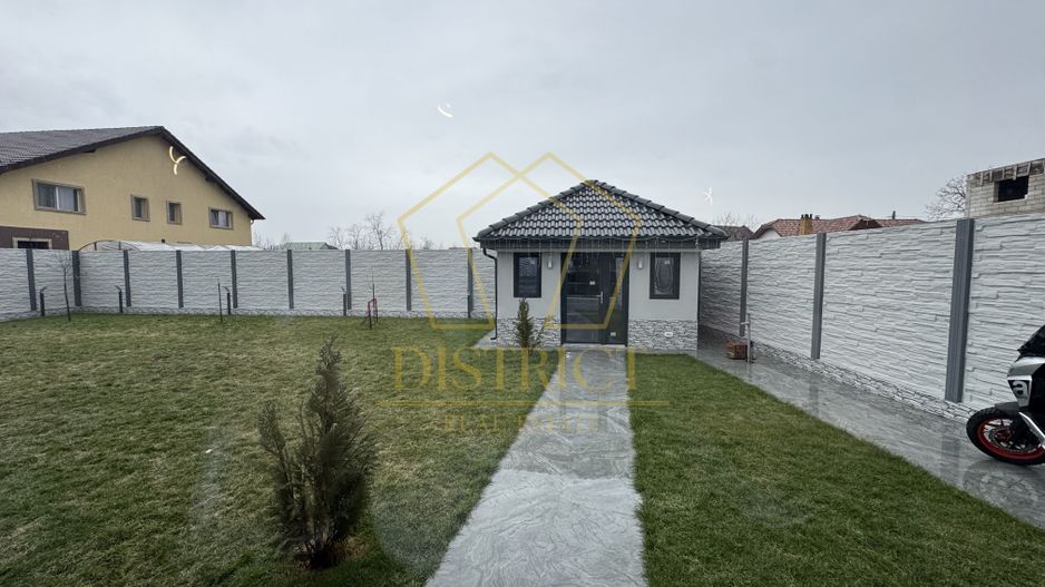 Casa superba pe parter, mobilata-utilata | Sanmihaiu Roman - Poză 23