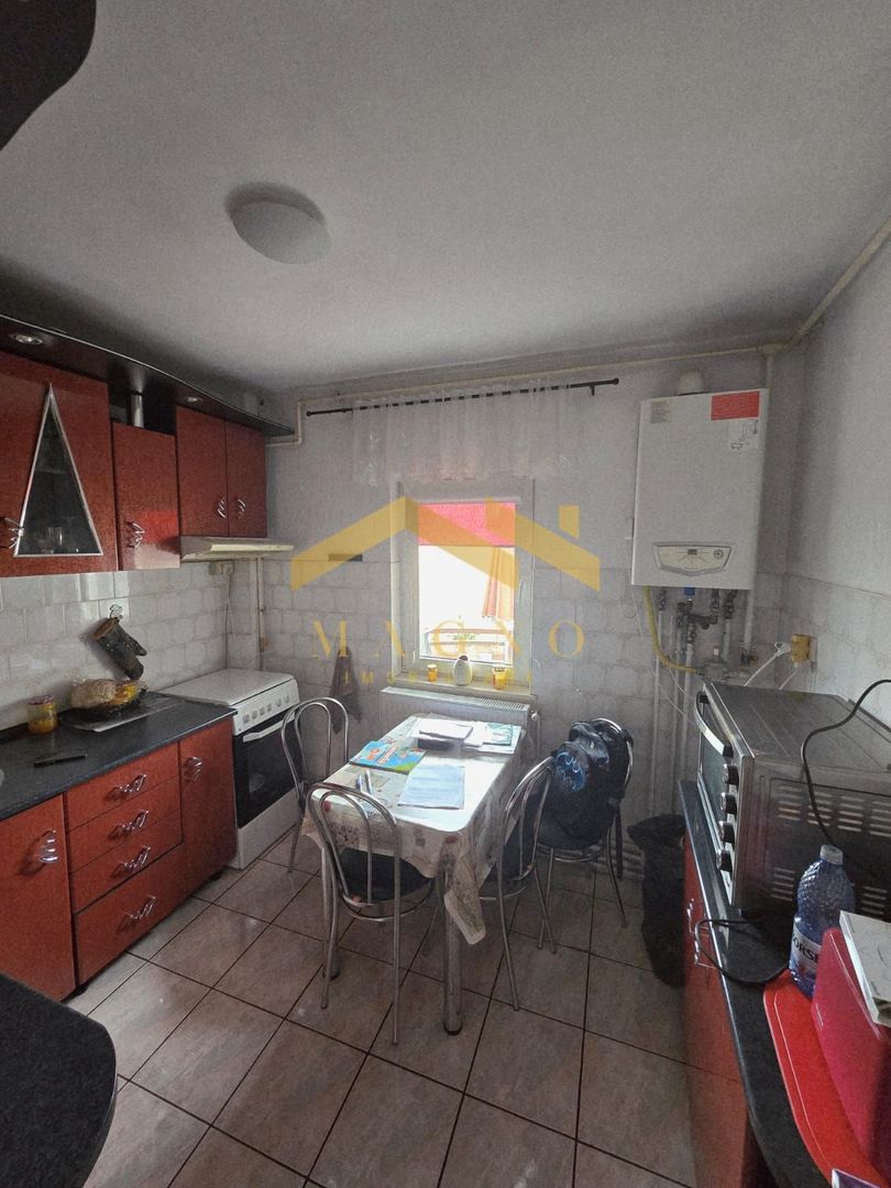 Apartament 3 camere Zona Intim / Banu Maracine - Poză 10