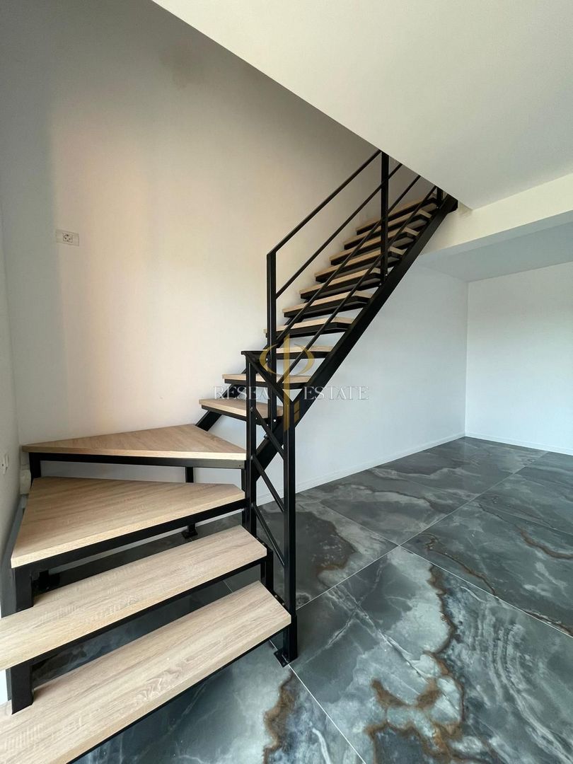 Apartament tip penthouse | 3 camere | Giroc - Poză 2