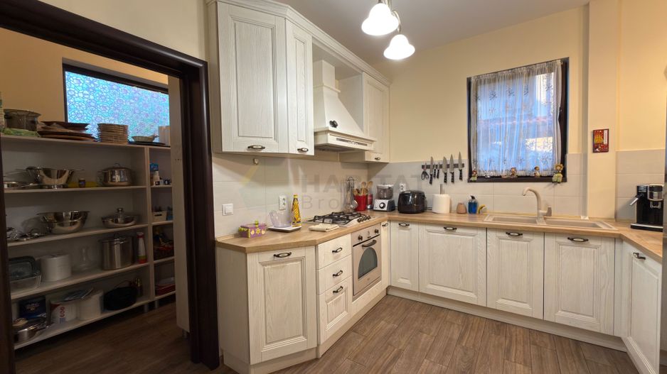 Vila cu gradina matura in Paradisul Verde | Teren 537 mp - Poză 4