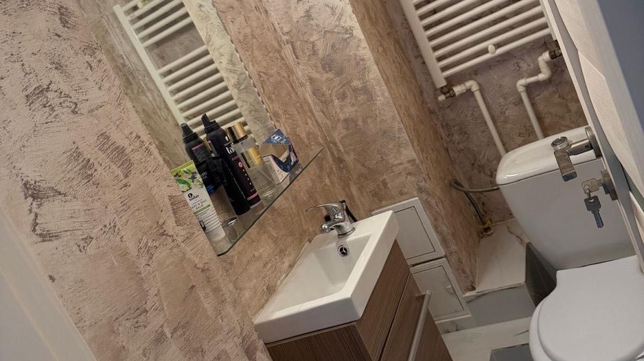 De vanzare apartament 4 camere Drumul Taberei - Poză 5