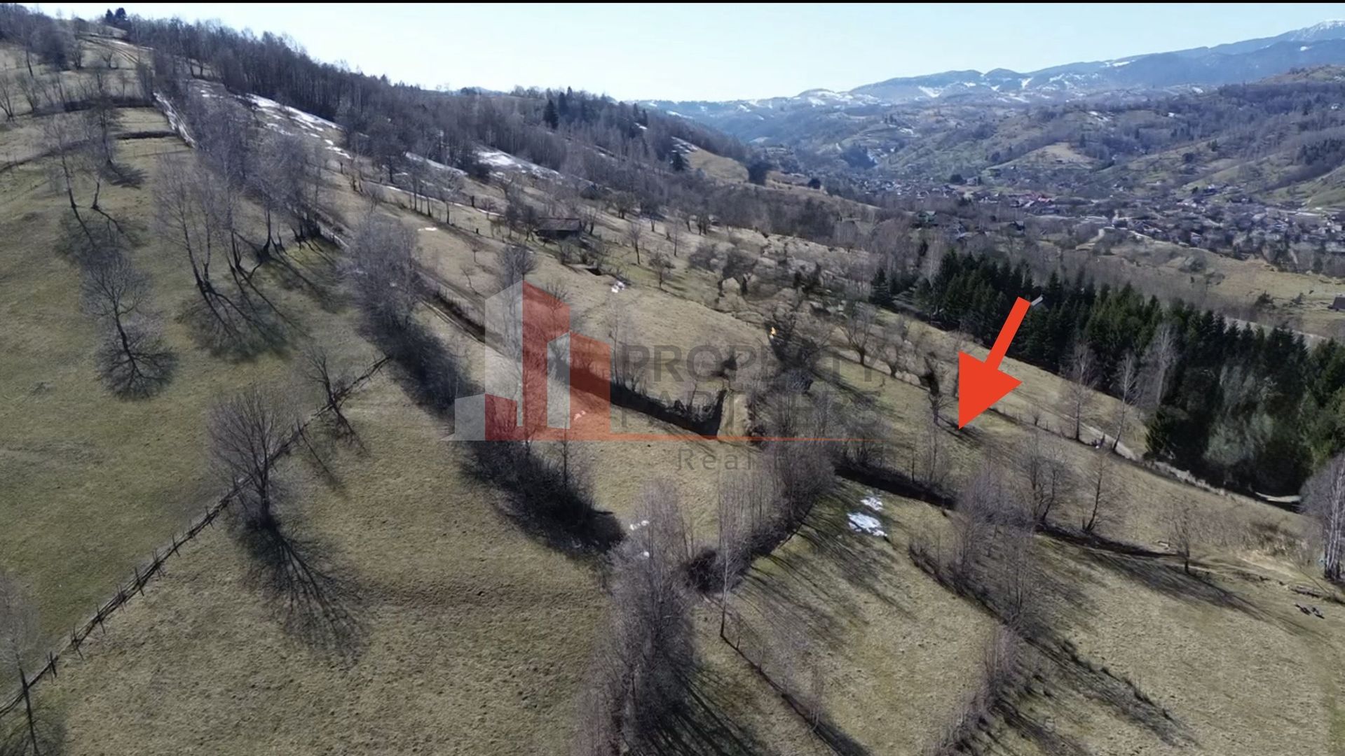 Teren Bran | 3.520 mp | Vedere Bucegi & Castelul Bran - Poză 6