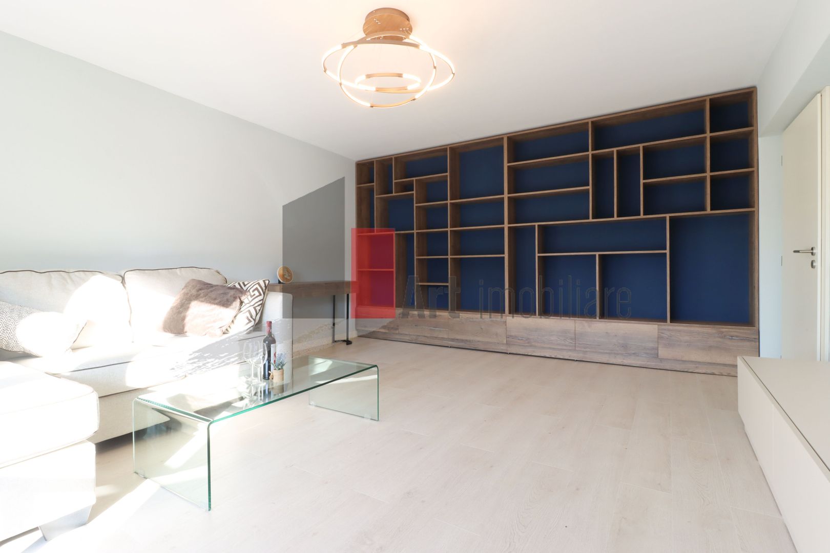 Apartamentul "XENTE",langa Casa Poporului, intri si te indragosteti pe loc de el - Poză 4