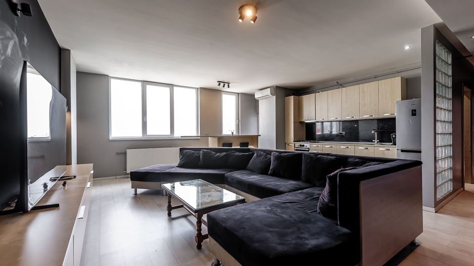 Apartament panoramic în bloc URBANA – Calea Iuliu Maniu, etaj 10/10 - Poză 1
