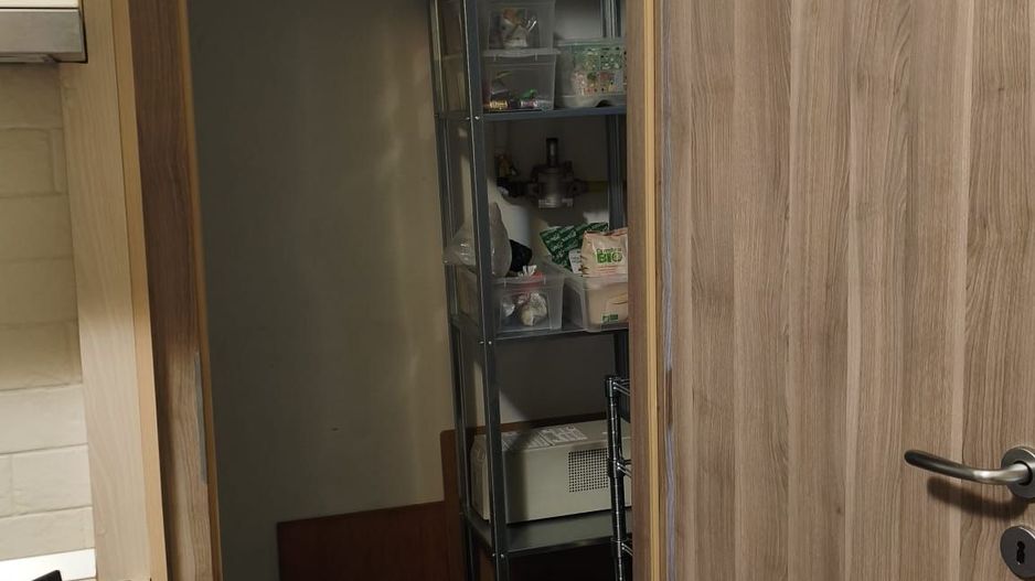 Steaua | 4 Camere | Etaj Intermediar | Decomandat | Mobilat si Utilat. - Poză 4