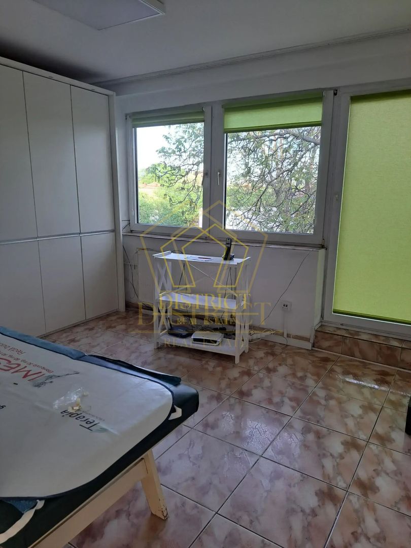 Spatiu comercial util compartimentat I Lipovei - Poză 3