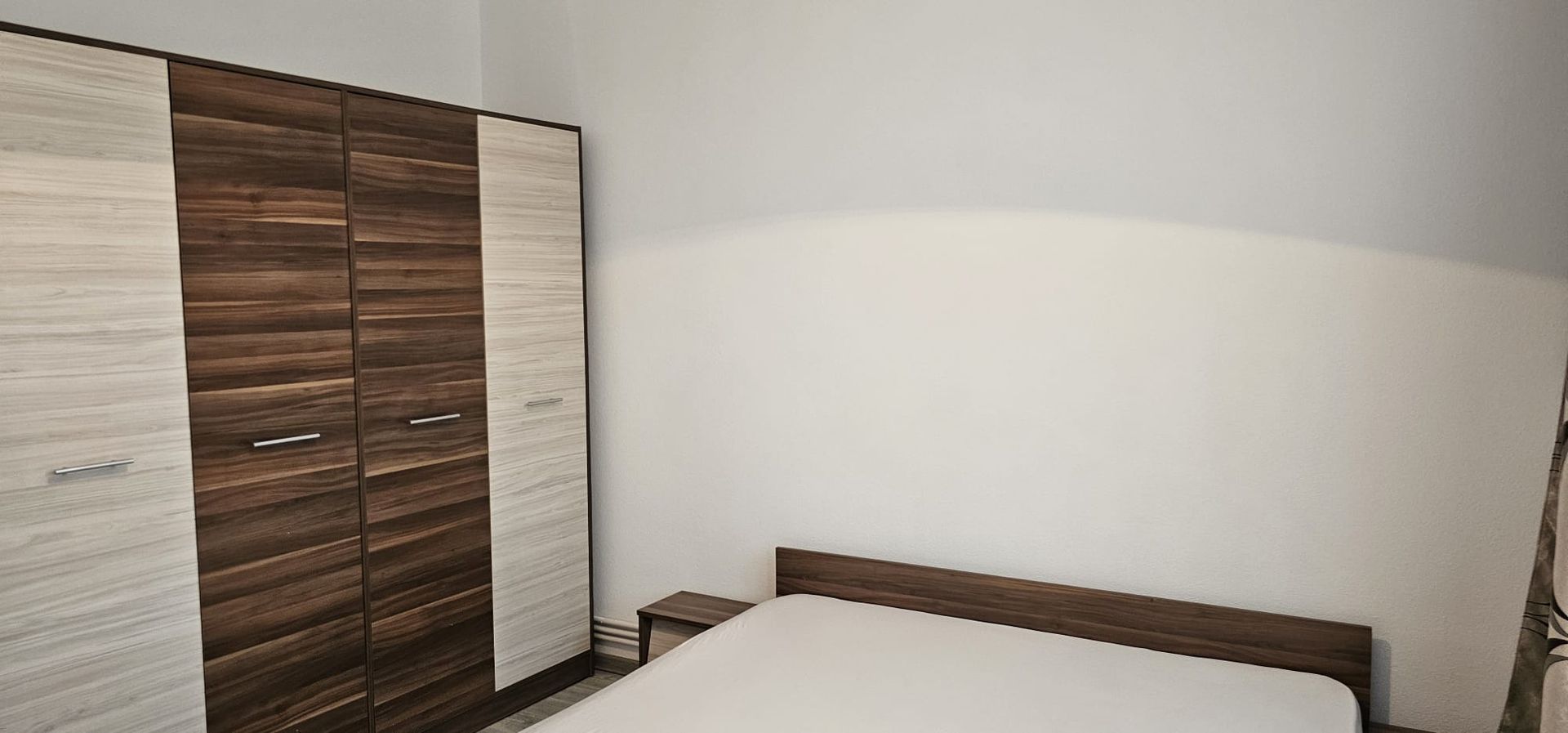 Apartament 3 camere regim hotelier, Micro 16 – Complex Siret, 65 mp - Poză 4